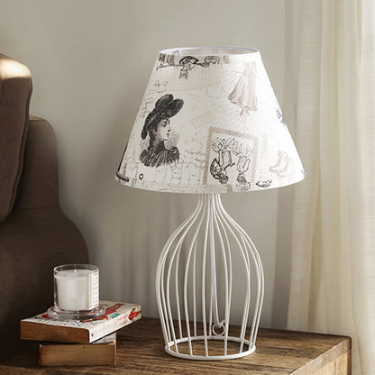 Lampe de Table Chic en Metal avec Abat Jour Conique – photo 2