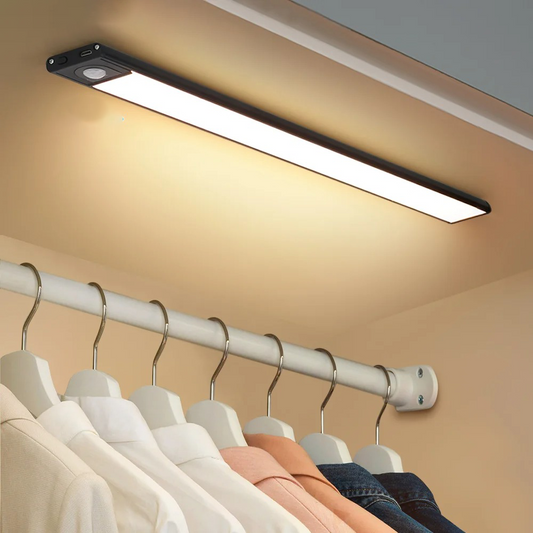 LumaSense - Illuminez Rapidement les Zones Sombres avec une Lumière Intelligente Activée par Mouvement