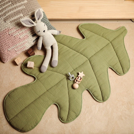 Tapis de jeu pour bébé en forme de feuille verte
