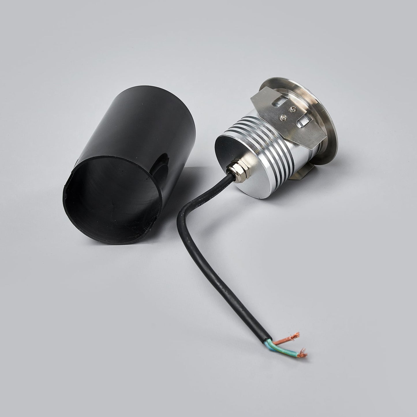 Spot encastrable dans le sol Lucande Helene, Ø 9 cm, aluminium, IP67