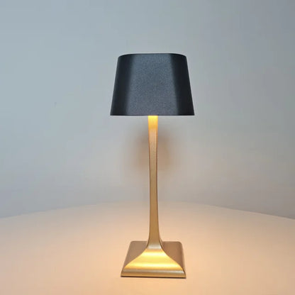 Lampe de Bureau LED Compacte Carrée – coloris Noir-doré