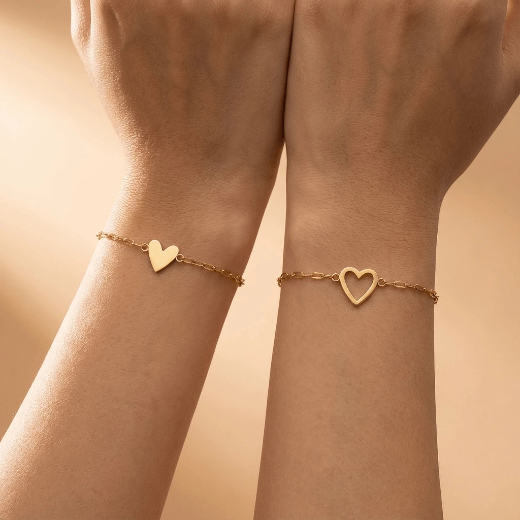 HeartLink - Restez Connecté à Votre Être Cher avec des Bracelets Cœurs Coordonnés