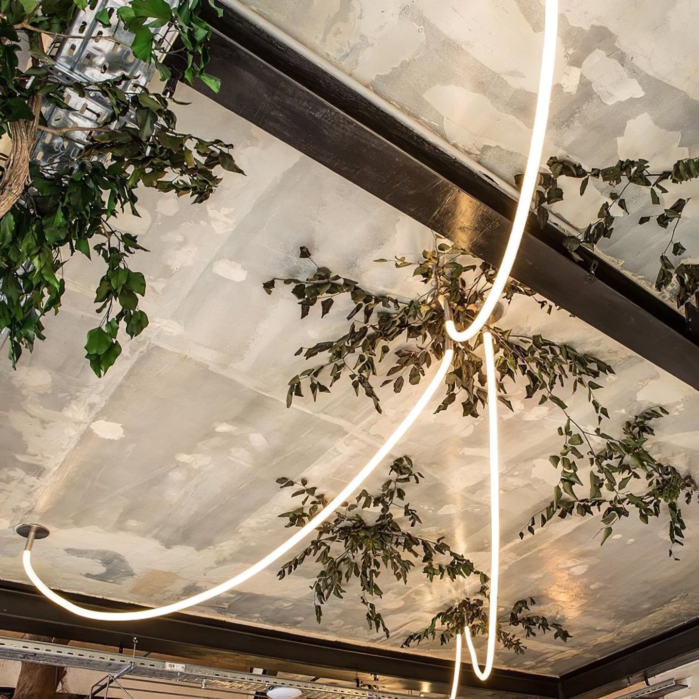 FlexGlow - Personnalisez N'importe Quel Espace avec un Éclairage LED Flexible