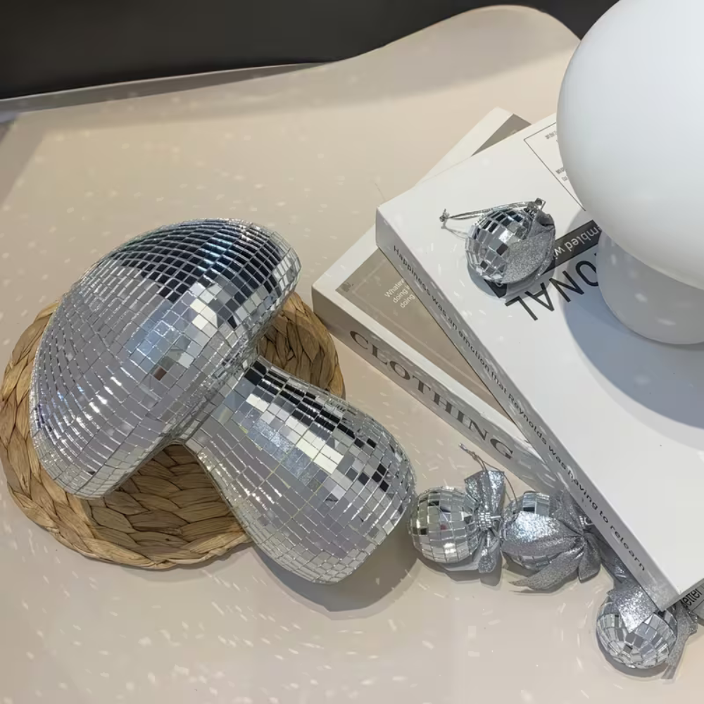 LumoGlow - Illuminez Instantanément Toute Pièce avec des Lumières Disco Colorées