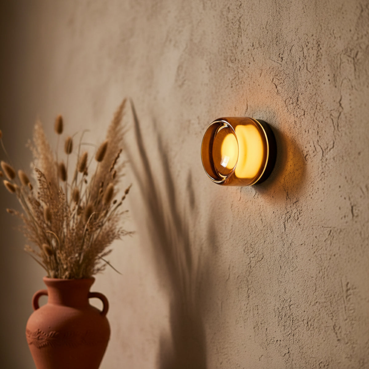 LumiGlow - Illuminez Tout Espace avec une Lumière Chaleureuse et Apaisante