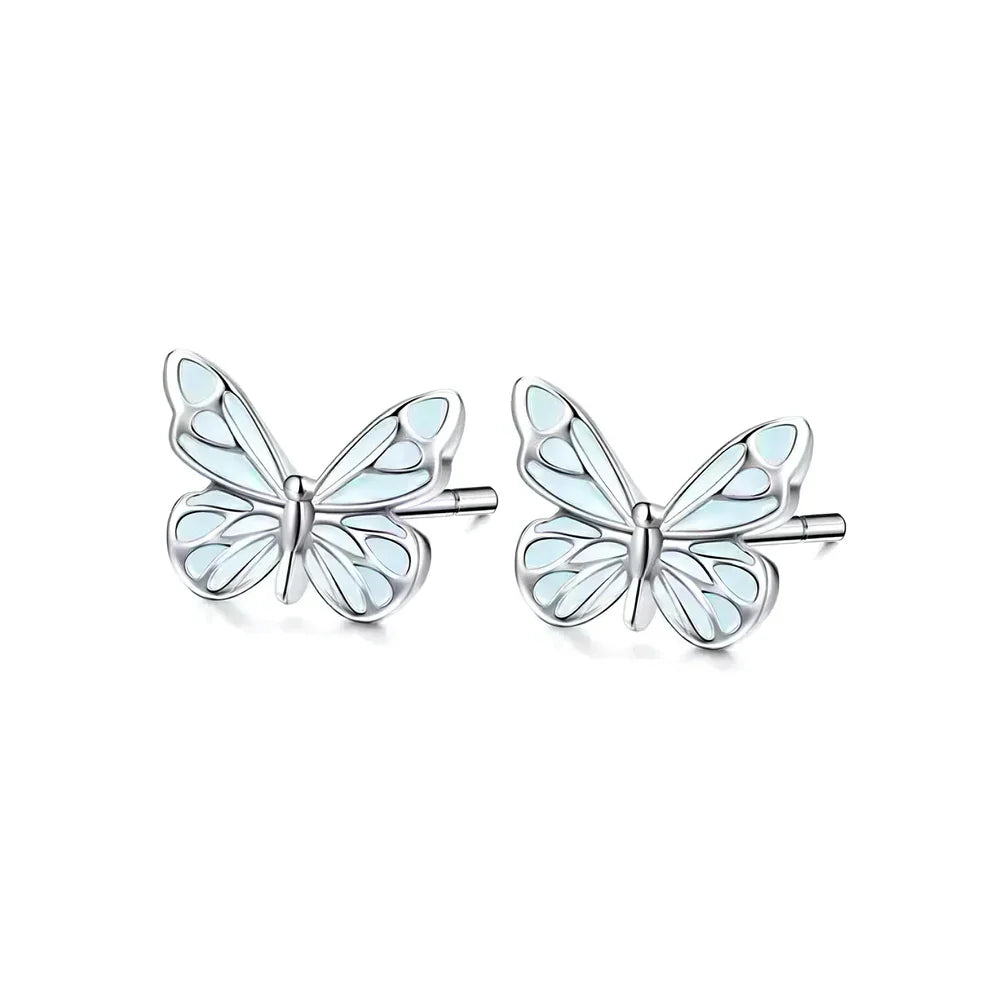 LumiVita - Bijoux à l'Éclat Doux, Sublimant Votre Look du Soir