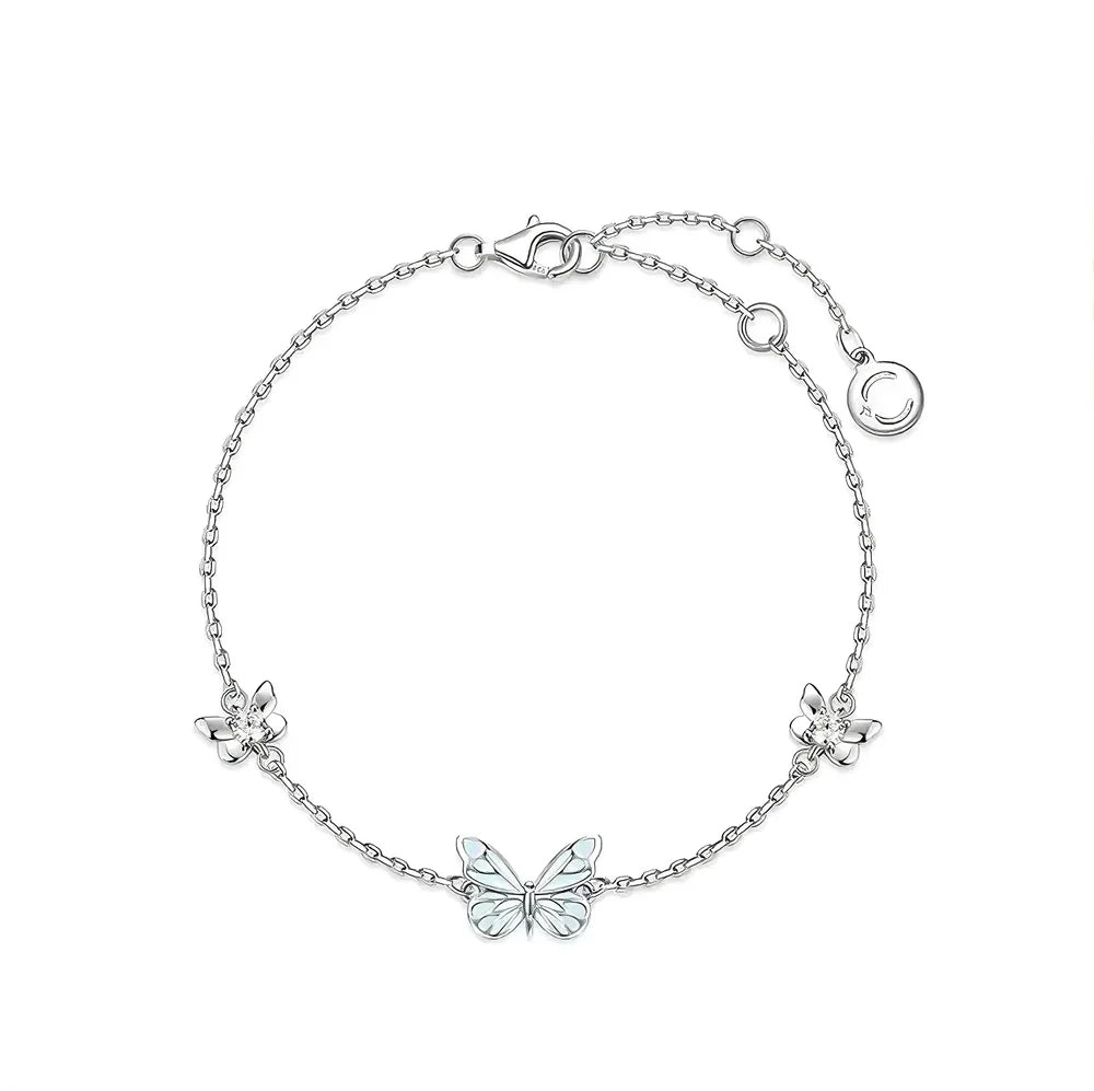 LumiVita - Bijoux à l'Éclat Doux, Sublimant Votre Look du Soir