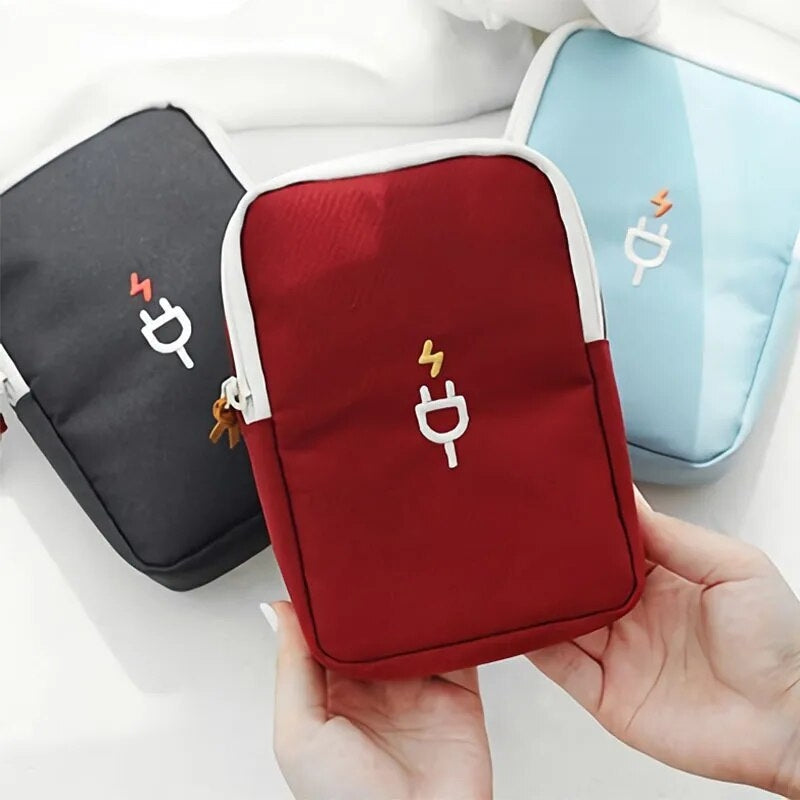 Organisateur Câbles Voyage Compact Rangement Tech Facile | Le Sac du Voyageur