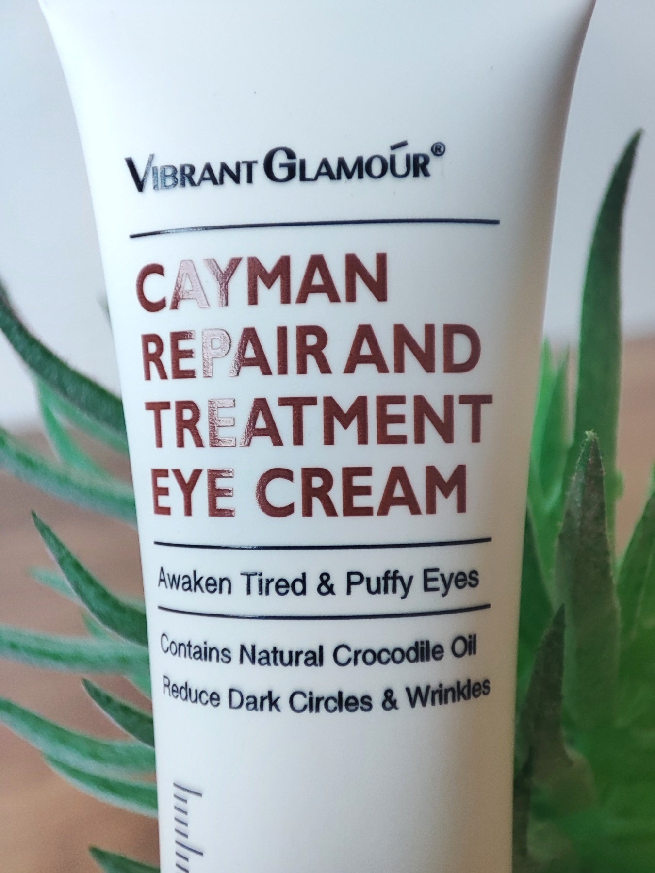 EyeShine™ - Nourrit et réhydrate la peau du contour des yeux